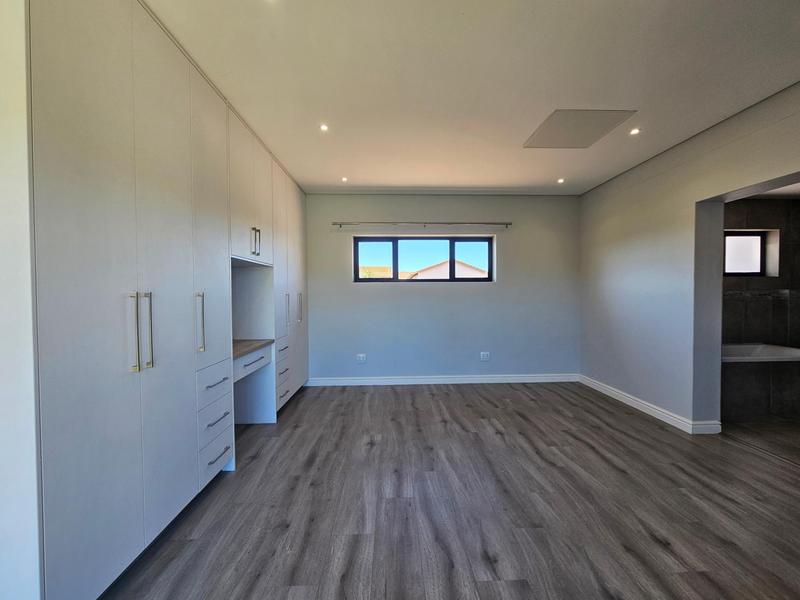 4 Bedroom Property for Sale in Langebaan Country Estate Western Cape